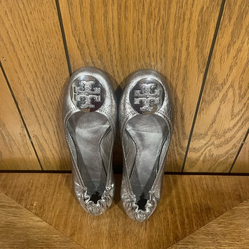 Tory Burch Metallic Ballet Flats - Picture 8 of 16